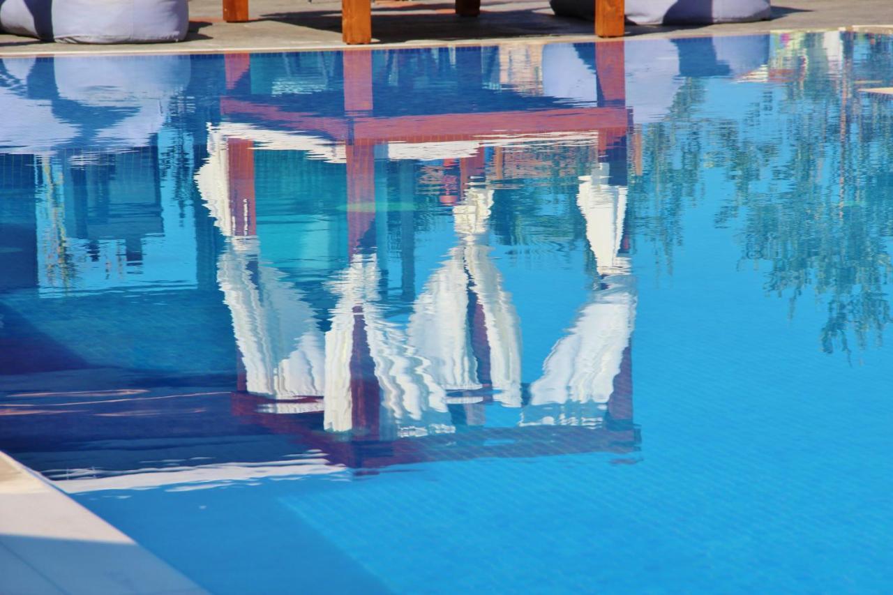 Ifestos Villa Фира Екстериор снимка
